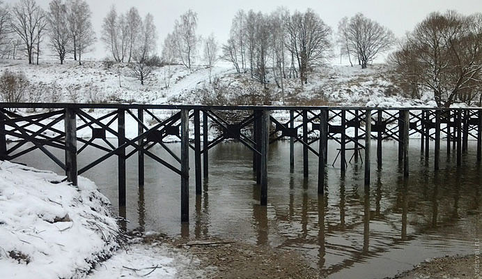 Свайные мосты: надежное решение для преодоления водных преград в Добрянке от 57651 руб