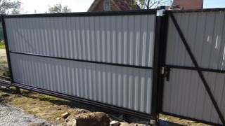 Купить сваи для ворот в Добрянка. Заказать ворота на сваях под ключ от 22013 руб